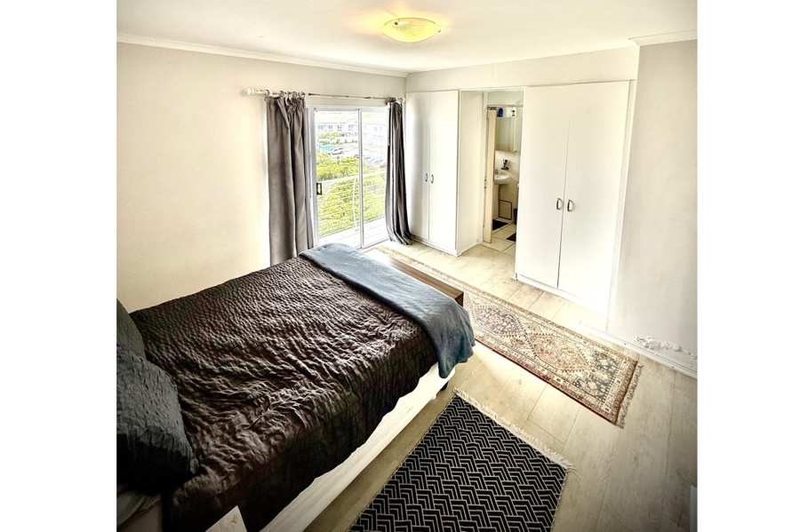 To Let 3 Bedroom Property for Rent in Big Bay Western Cape